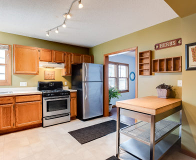 3950-washburn-ave-n-kitchen