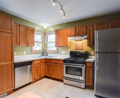 3950-washburn-ave-n-kitchen2